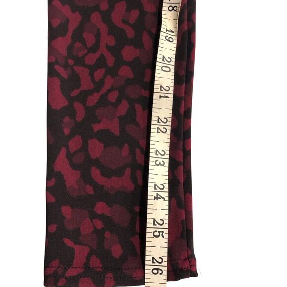 Athletic Red Black Camo Print Racerback Top and Leggings Workout Gym Outfit - Picture 12 of 16